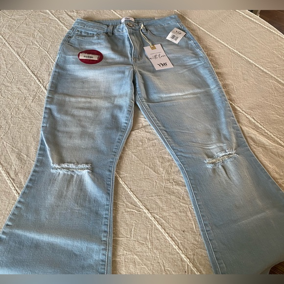 YMI Jeans - Picture 2 of 4